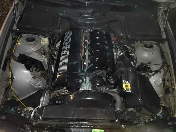 BMW 523 Kuopio - valokuva 2