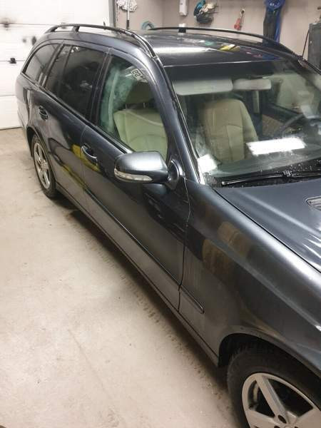 Mercedes-Benz E Ylivieska - valokuva 3