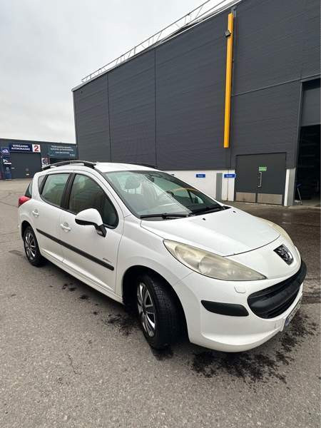 Peugeot 207 Espoo – foto 1