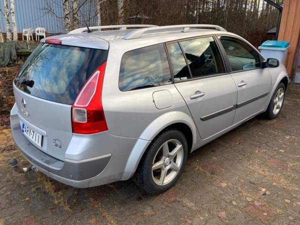 Renault Megane Lodeynoye Pole - photo 3