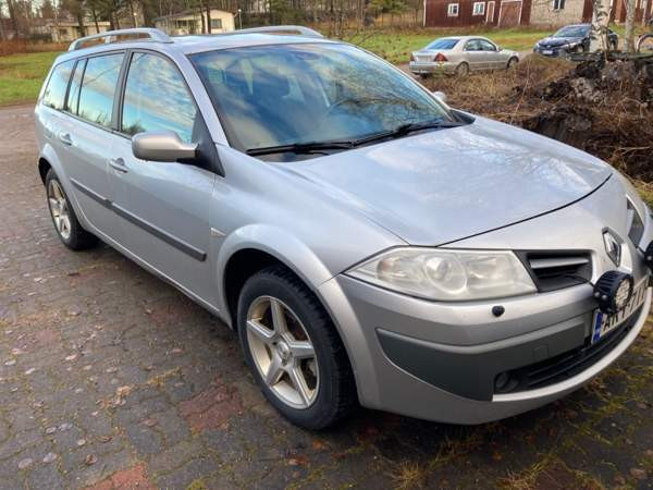 Renault Megane Lodeynoye Pole - photo 1