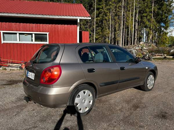 Nissan Almera Hämeenlinna - valokuva 3