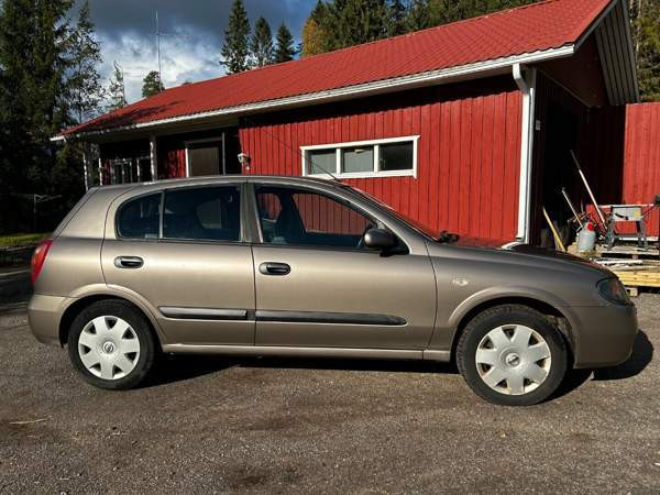 Nissan Almera Hämeenlinna - valokuva 2