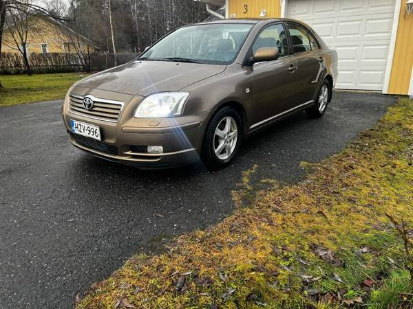 Toyota Avensis Kempele - valokuva 1