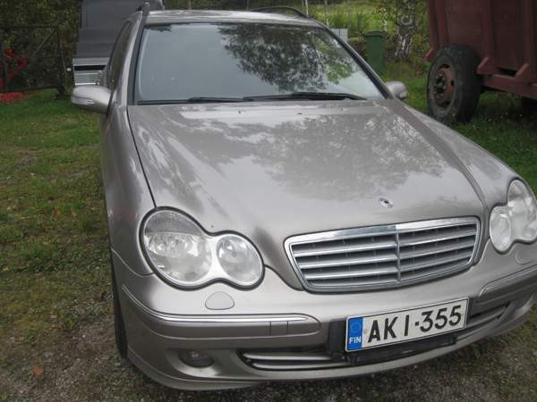 Mercedes-Benz C Turtkul - valokuva 1