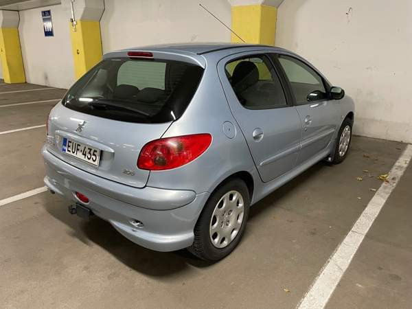 Peugeot 206 Эспоо - изображение 3