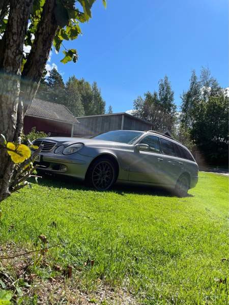 Mercedes-Benz 220 Huittinen - изображение 2