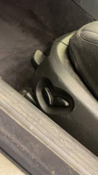 Mercedes-Benz 220 Huittinen - изображение 6