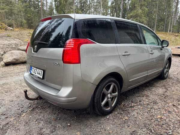 Peugeot 5008 Luga - photo 4