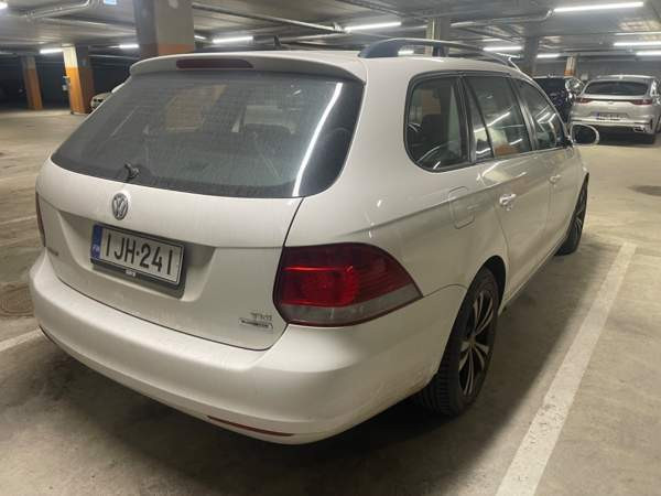Volkswagen Golf Вантаа - изображение 3