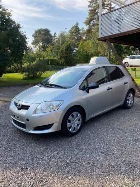 Toyota Auris Hamina - photo 1
