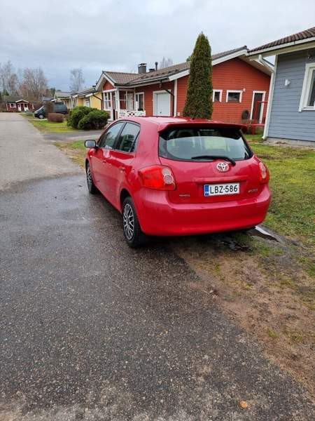 Toyota Auris Kouvola - valokuva 3