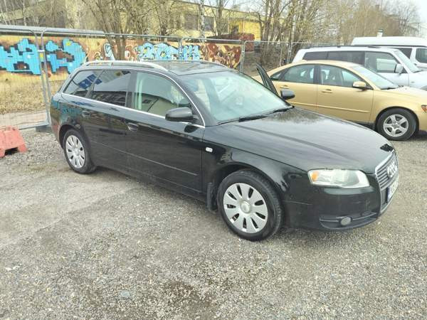 Audi A4 Luga - photo 2