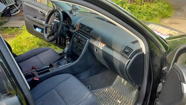 Audi A4 Luga - photo 8