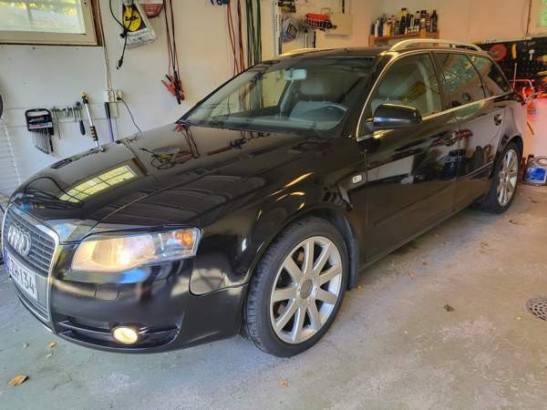 Audi A4 Холлола - изображение 2