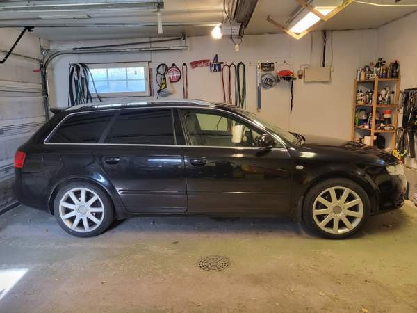 Audi A4 Холлола - изображение 7