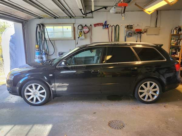 Audi A4 Холлола - изображение 3