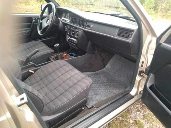 Mercedes-Benz 190 Toivakka - photo 4