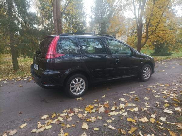 Peugeot 206 Хювинкяя - изображение 6