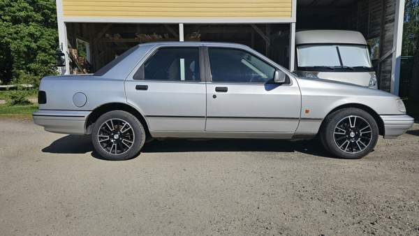 Ford Sierra Piikkiö – foto 6