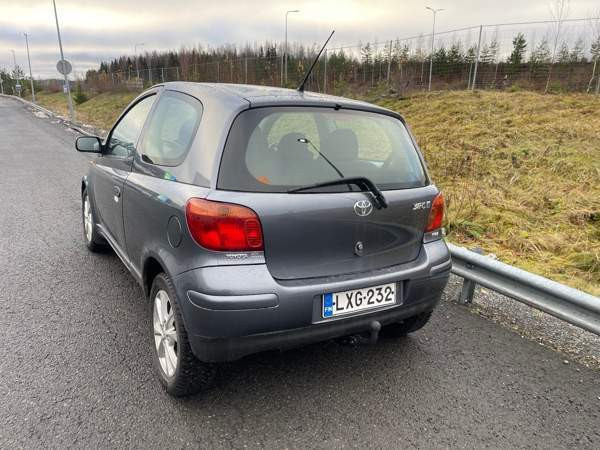 Toyota Yaris Lempäälä - valokuva 6