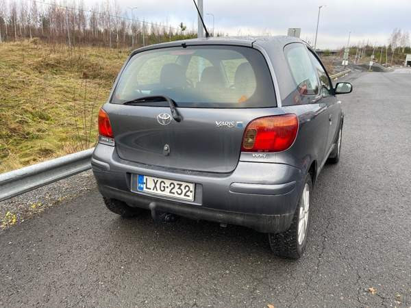 Toyota Yaris Lempäälä - valokuva 3