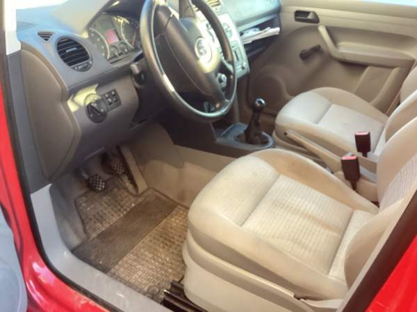 Volkswagen Caddy Вантаа - изображение 7