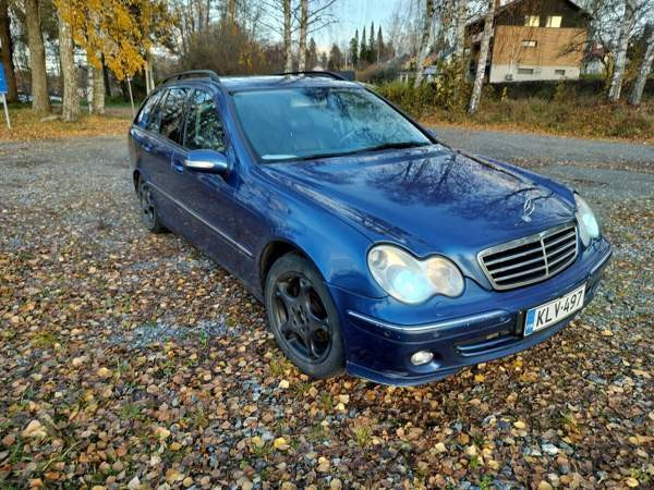 Mercedes-Benz C Macau - photo 1
