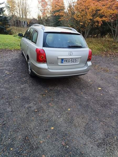 Toyota Avensis Haemeenlinna - photo 2