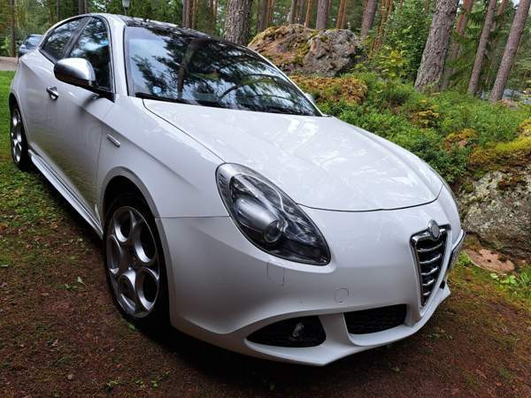 Alfa Romeo Giulietta Ugleural'skiy - photo 3