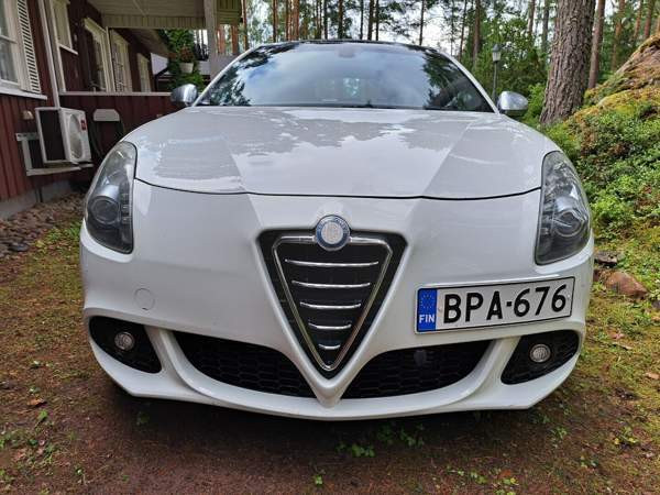 Alfa Romeo Giulietta Ugleural'skiy - photo 5