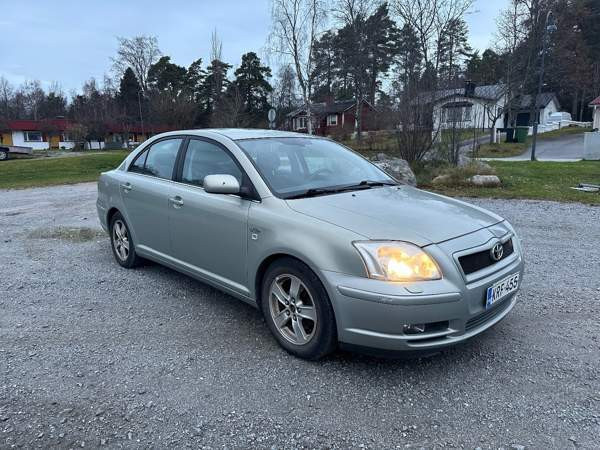 Toyota Avensis Якобстад - изображение 1