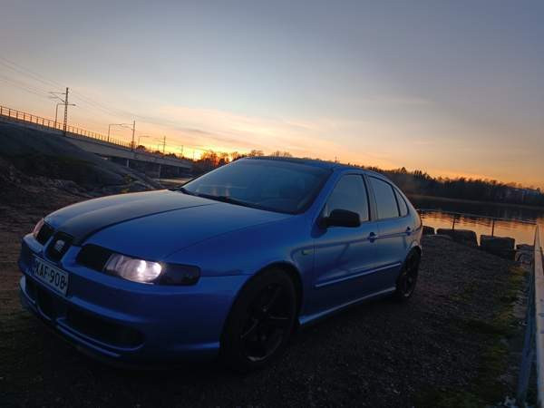 Seat Leon Chukotskiy Avtonomnyy Okrug - valokuva 5