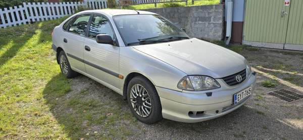 Toyota Avensis Jaervenpaeae - photo 1