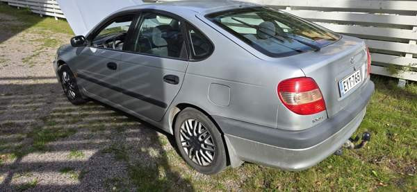 Toyota Avensis Jaervenpaeae - photo 3