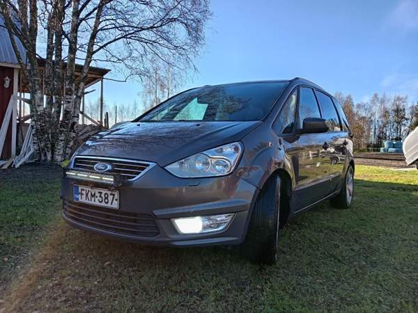 Ford Galaxy Tyrnävä - photo 6