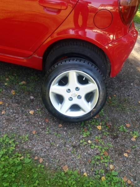 Toyota Yaris Коувола - изображение 4