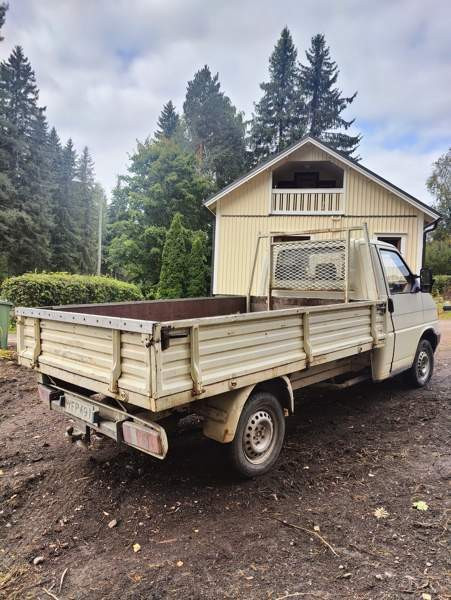 Volkswagen Transporter Varkaus - valokuva 3