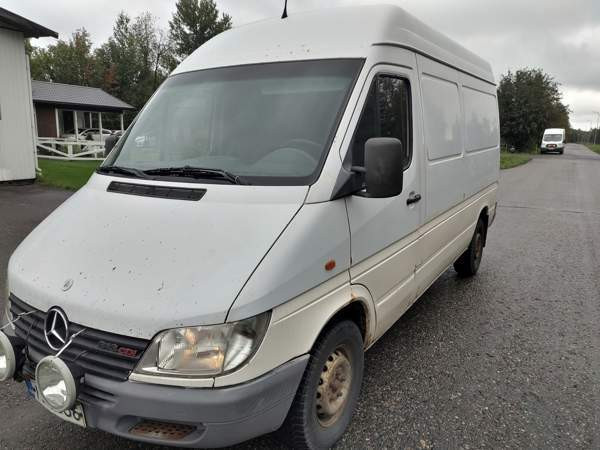 Mercedes-Benz Sprinter Keminmaa - valokuva 1