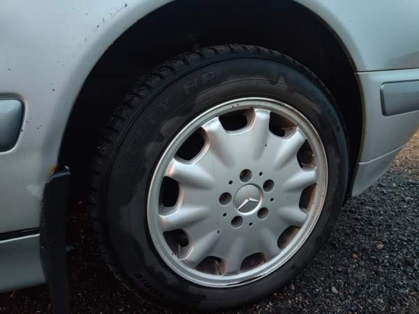 Mercedes-Benz E Isojoki - valokuva 6