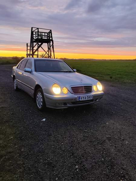 Mercedes-Benz E Isojoki - valokuva 2