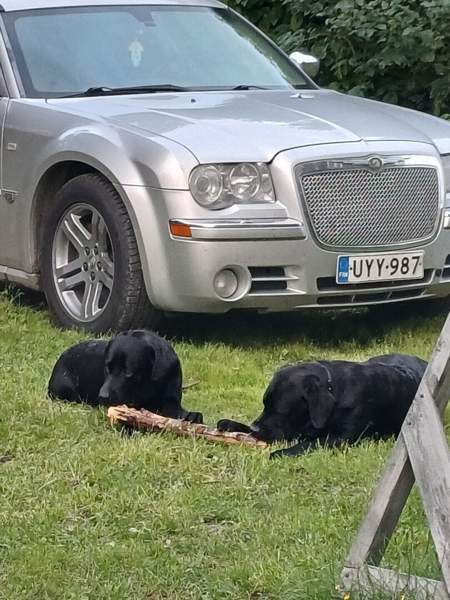 Chrysler 300C Vieremä - изображение 2