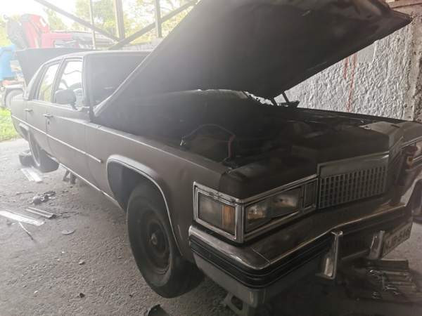 Cadillac Fleetwood Pertunmaa - photo 7