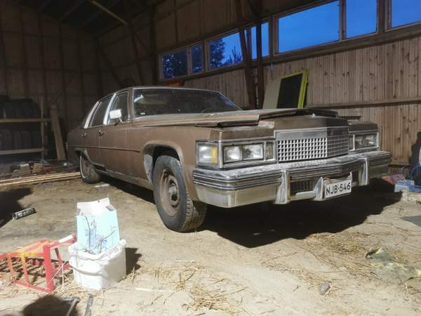 Cadillac Fleetwood Pertunmaa - photo 1