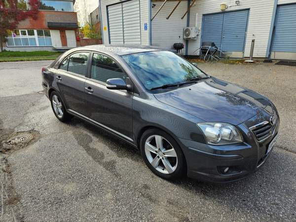 Toyota Avensis Helsinki - photo 1
