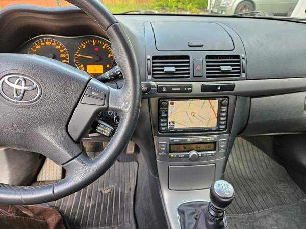 Toyota Avensis Helsinki - photo 6