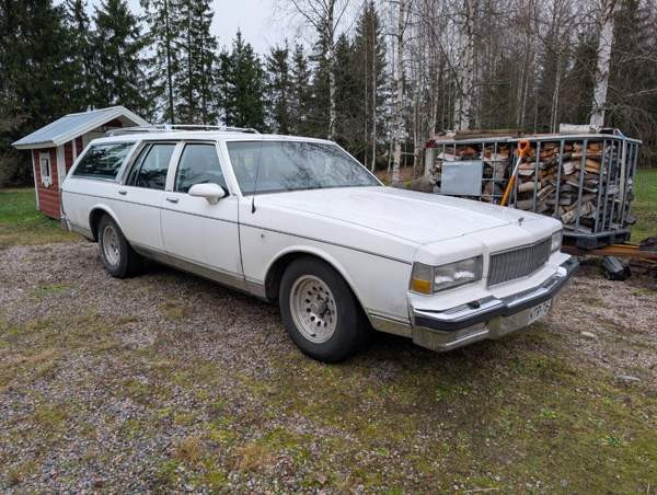 Chevrolet Caprice Nurmijärvi - valokuva 2