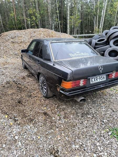 Mercedes-Benz 190 Тампере - изображение 2