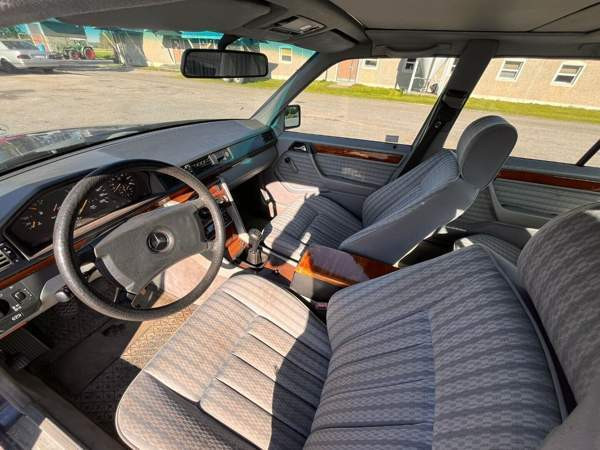 Mercedes-Benz 250 Haapajärvi - изображение 6