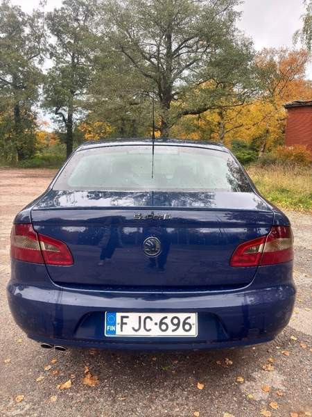 Skoda Superb Vantaa - valokuva 6